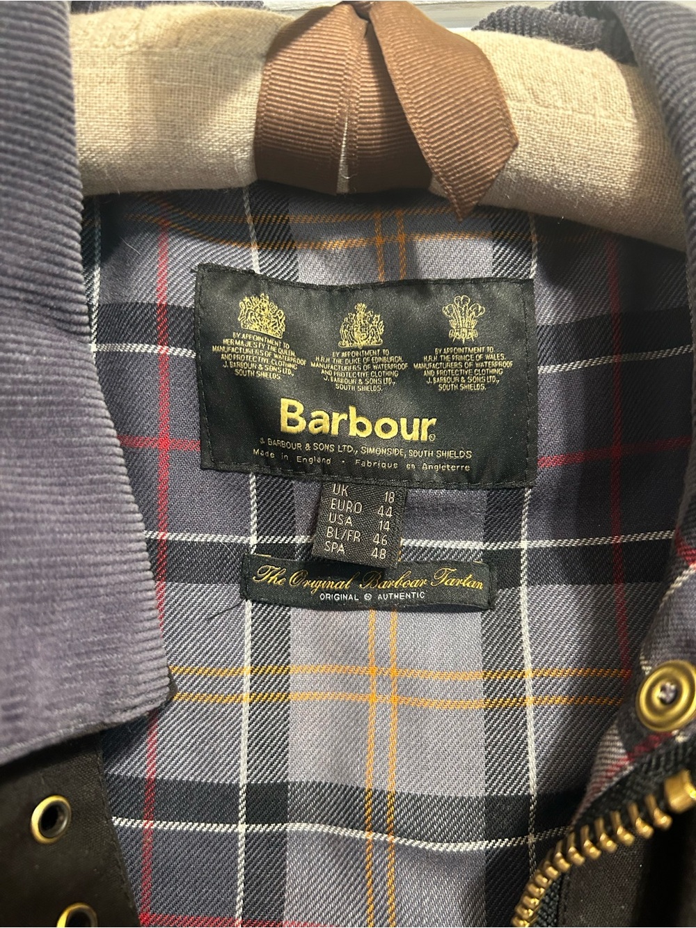 Barbour Women’s Black Waxed Field Jacket US size 14 - Picture 2 of 7